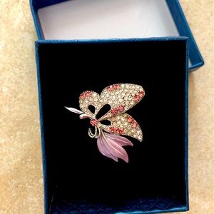 Brand new: Crystal butterfly pin